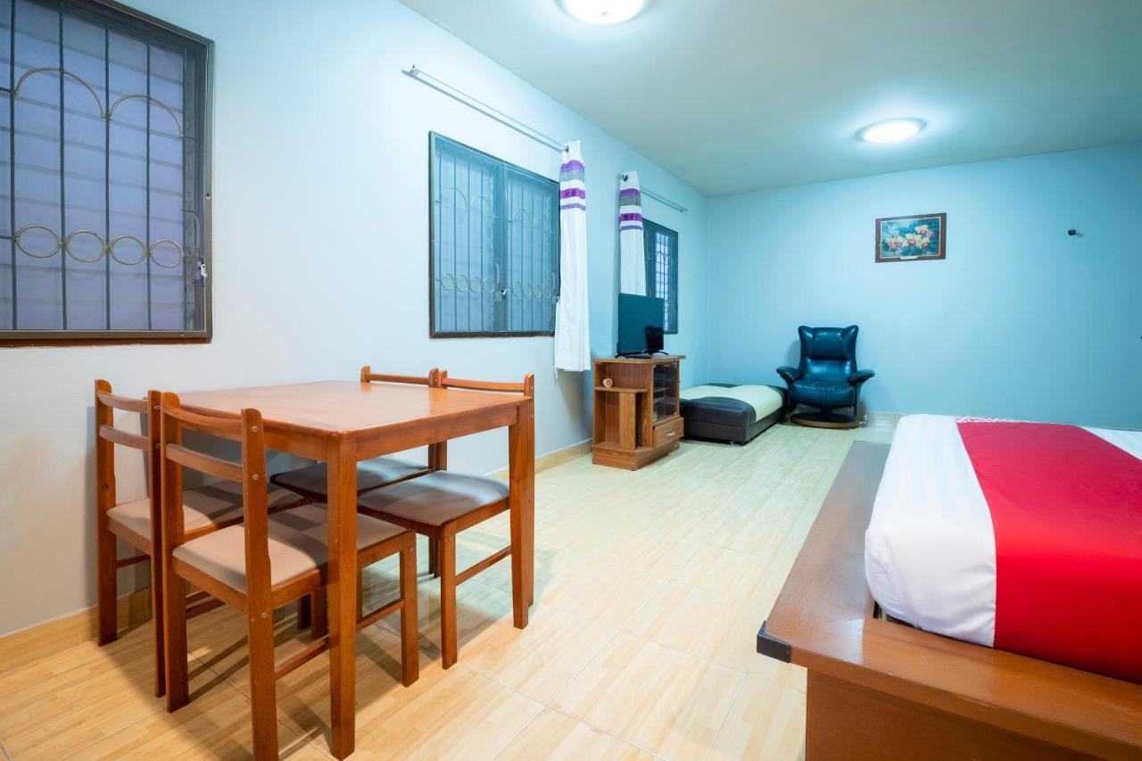 Oyo 663 Green Beach Room Pattaya Luaran gambar